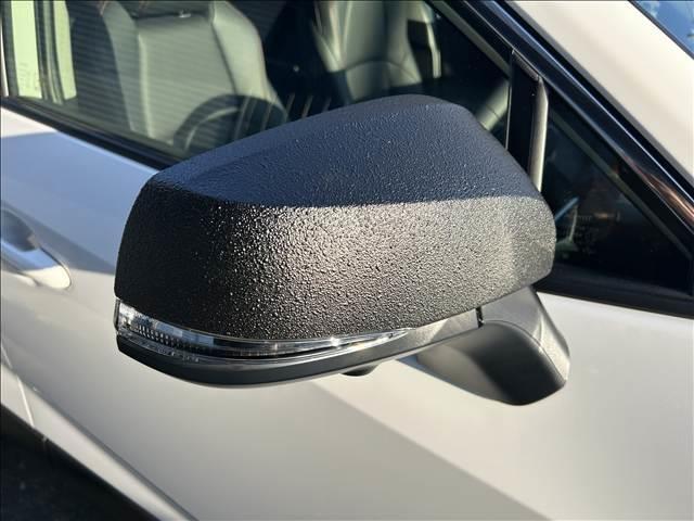 RAV4 ハイブリッドアドベンチャー オフロードパッケージII 10.5インチDA パノラミックビューモニター TSS デジタルインナーミラー前席シートヒーター/ベンチレーションAC100V/1500W ハンズフリーパワーバックドア 純正フロアマット ETC2.0(16枚目)