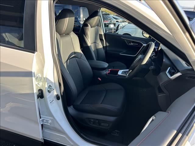 RAV4 ハイブリッドアドベンチャー オフロードパッケージII 10.5インチDA パノラミックビューモニター TSS デジタルインナーミラー前席シートヒーター/ベンチレーションAC100V/1500W ハンズフリーパワーバックドア 純正フロアマット ETC2.0(21枚目)