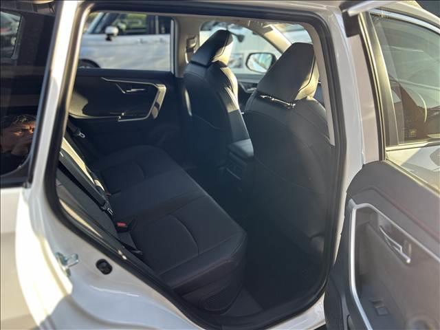 RAV4 ハイブリッドアドベンチャー オフロードパッケージII 10.5インチDA パノラミックビューモニター TSS デジタルインナーミラー前席シートヒーター/ベンチレーションAC100V/1500W ハンズフリーパワーバックドア 純正フロアマット ETC2.0(43枚目)