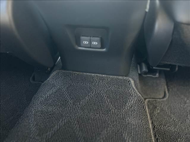 RAV4 ハイブリッドアドベンチャー オフロードパッケージII 10.5インチDA パノラミックビューモニター TSS デジタルインナーミラー前席シートヒーター/ベンチレーションAC100V/1500W ハンズフリーパワーバックドア 純正フロアマット ETC2.0(46枚目)