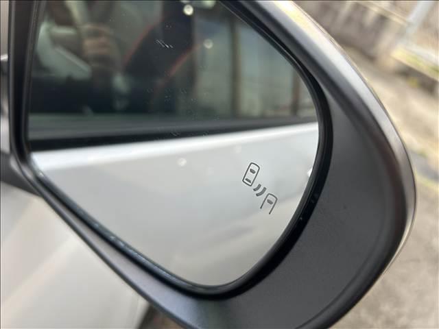 ライズ Ｚ　登録済未使用車　メーカー９インチＤＡ　スマートアシスト　ＰＫＳＢ　ＢＳＭ＋ＲＣＴＡ　ＬＥＤシーケンシャルターンランプ／ＬＥＤフォグ／ＬＥＤイルミ　Ｆ席シートヒーター　ＥＴＣ（19枚目）