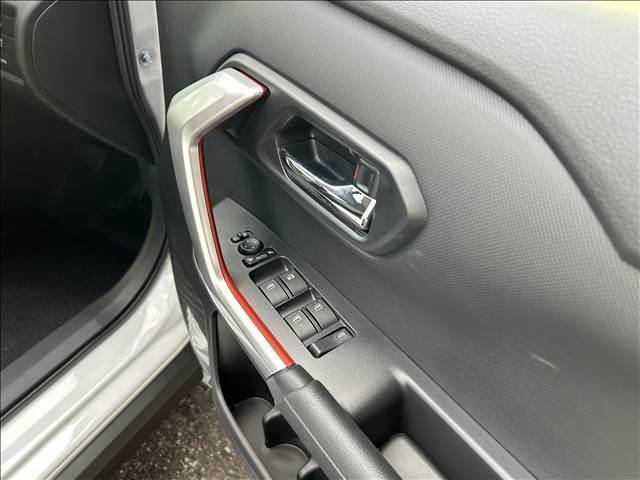 ライズ Ｚ　登録済未使用車　メーカー９インチＤＡ　スマートアシスト　ＰＫＳＢ　ＢＳＭ＋ＲＣＴＡ　ＬＥＤシーケンシャルターンランプ／ＬＥＤフォグ／ＬＥＤイルミ　Ｆ席シートヒーター　ＥＴＣ（22枚目）