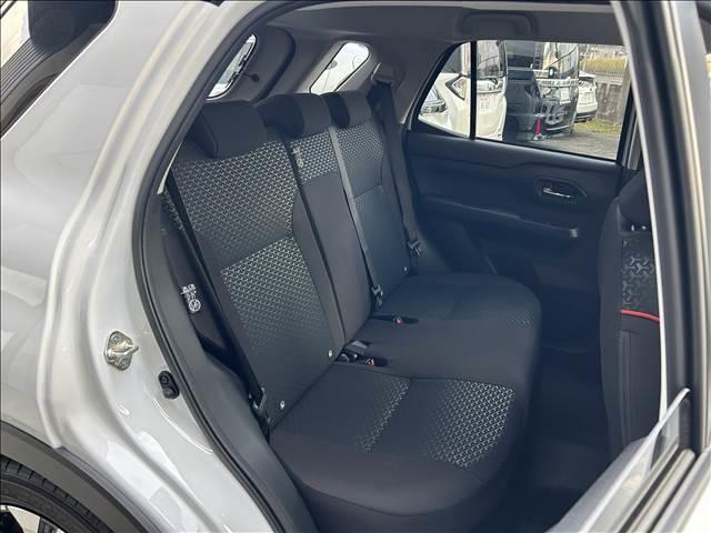ライズ Ｚ　登録済未使用車　メーカー９インチＤＡ　スマートアシスト　ＰＫＳＢ　ＢＳＭ＋ＲＣＴＡ　ＬＥＤシーケンシャルターンランプ／ＬＥＤフォグ／ＬＥＤイルミ　Ｆ席シートヒーター　ＥＴＣ（43枚目）