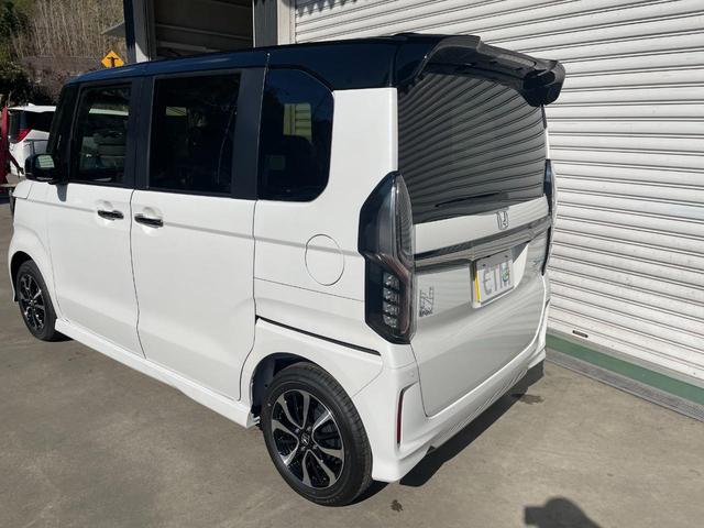 L コーディネートスタイル 届出済未使用車 ホンダセンシング 電子制御パーキング/オートホールド機能 両側パワスラ 専用合皮レザーシート F席シートヒーター ナビ装着用スペシャルパッケージ LEDヘッドランプ 純正フロアマット(13枚目)