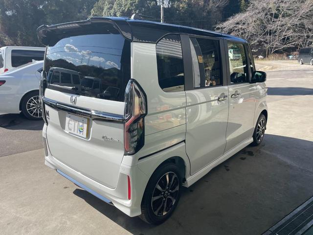 L コーディネートスタイル 届出済未使用車 ホンダセンシング 電子制御パーキング/オートホールド機能 両側パワスラ 専用合皮レザーシート F席シートヒーター ナビ装着用スペシャルパッケージ LEDヘッドランプ 純正フロアマット(16枚目)