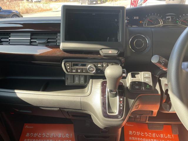 L コーディネートスタイル 届出済未使用車 ホンダセンシング 電子制御パーキング/オートホールド機能 両側パワスラ 専用合皮レザーシート F席シートヒーター ナビ装着用スペシャルパッケージ LEDヘッドランプ 純正フロアマット(31枚目)