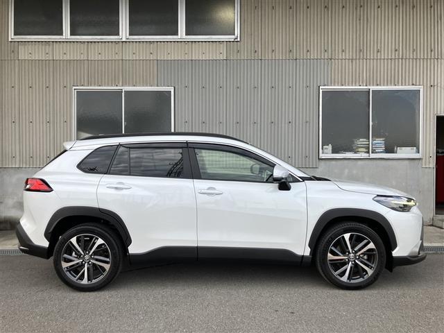 カローラクロス ハイブリッド Z フルセグ メモリーナビ DVD再生 バックカメラ 衝突被害軽減システム ETC LEDヘッドランプ ワンオーナー(3枚目)