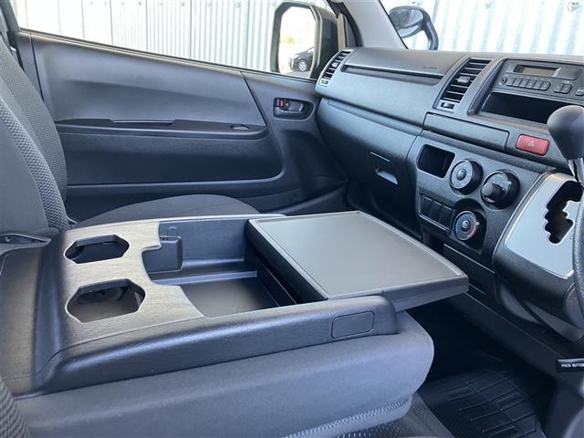 ハイエースバン ロングＤＸ　衝突被害軽減システム　乗車定員６人　ワンオーナー（9枚目）