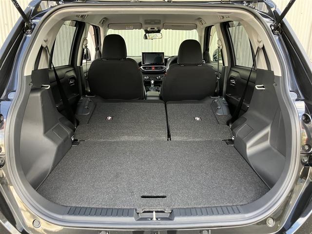 ライズ Ｚ　フルセグ　メモリーナビ　ＤＶＤ再生　バックカメラ　衝突被害軽減システム　ＥＴＣ　ＬＥＤヘッドランプ　ワンオーナー　アイドリングストップ（16枚目）