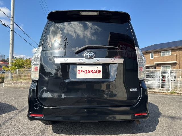 ヴォクシー ZS 煌 ローダウン/ナビ/TV/バックモニター/ETC/Bluetooth/両側電動スライドドア/HIDオートライト/フォグランプ/CD/DVD再生/スマートキー/プッシュスタート/パドルシフト(7枚目)