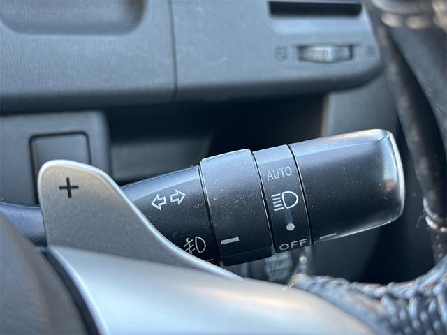 ヴォクシー ZS 煌 ローダウン/ナビ/TV/バックモニター/ETC/Bluetooth/両側電動スライドドア/HIDオートライト/フォグランプ/CD/DVD再生/スマートキー/プッシュスタート/パドルシフト(45枚目)