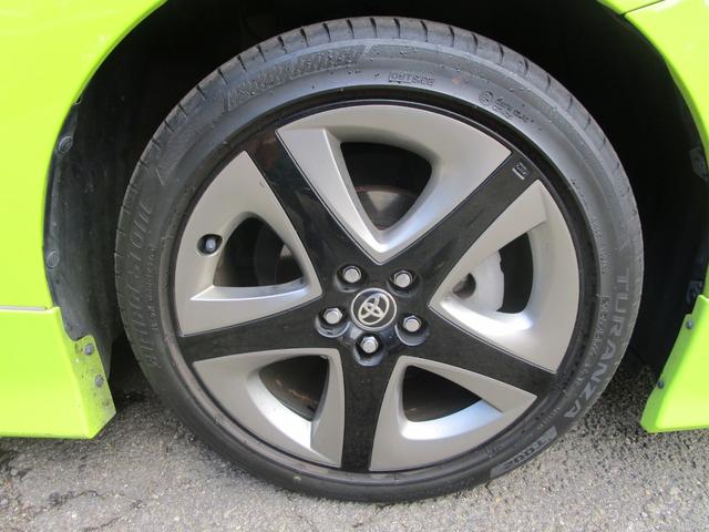 プリウス Aツーリングセレクション 禁煙車 9インチナビ モデリスタ デジタルインナーミラー ブラインドスポットモニター パワーシート ヘッドアップディスプレイ ヒッチメンバー ゴーストフィルム(15枚目)