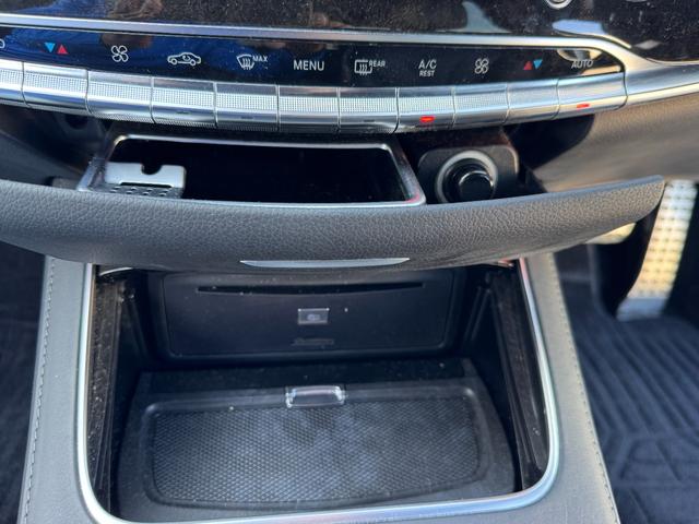 Ｓクラス Ｓ４００ハイブリッド　エクスクルーシブ　ダイヤモンドホワイト　禁煙車　カールソン２０インチアルミホイール　黒本革ベンチレーションシート　パノラミックスライディングガラスサンルーフ　レーダーセーフティーパッケージ　全方位モニター（30枚目）