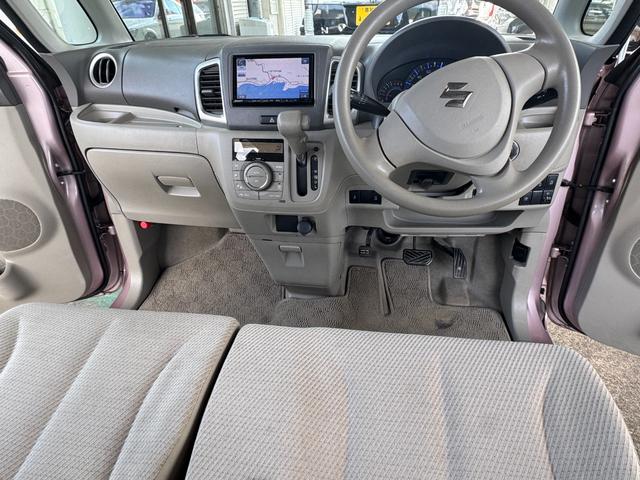 スペーシア Ｘ　レーダーブレーキサポート　プッシュスタートスマートキーフリーシステム　両側パワースライドドア　パナソニック製ナビ＆地デジフルセグＴＶ　カラーバックモニター　ＥＴＣ　リア三面プライバシーガラス　禁煙車（9枚目）