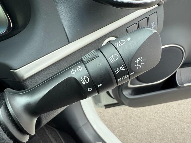ハリアー プレミアム　社外ナビ　フルセグ　Ｂｌｕｅｔｏｏｔｈ　バックカメラ　ミラー型前後ドラレコ　パワーバックドア　オートライト　ＬＥＤヘッドライト　フォグランプ　クルーズコントロール　ＥＴＣ（17枚目）