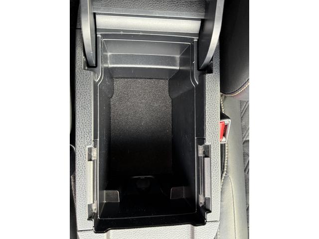 ハリアー プレミアム　社外ナビ　フルセグ　Ｂｌｕｅｔｏｏｔｈ　バックカメラ　ミラー型前後ドラレコ　パワーバックドア　オートライト　ＬＥＤヘッドライト　フォグランプ　クルーズコントロール　ＥＴＣ（25枚目）