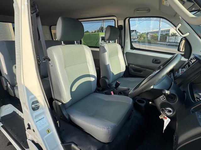 タウンエースバン GL キーレス パワーウィンドウ ポータブルナビ バックカメラ リヤヒーター 社外アルミホイール ルーフキャリア(26枚目)