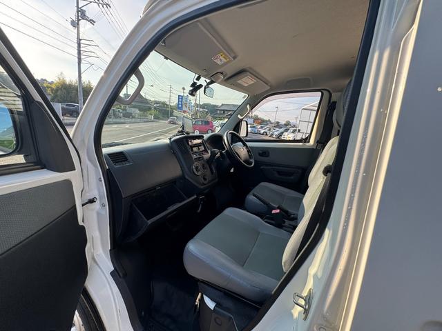 タウンエースバン GL キーレス パワーウィンドウ ポータブルナビ バックカメラ リヤヒーター 社外アルミホイール ルーフキャリア(29枚目)