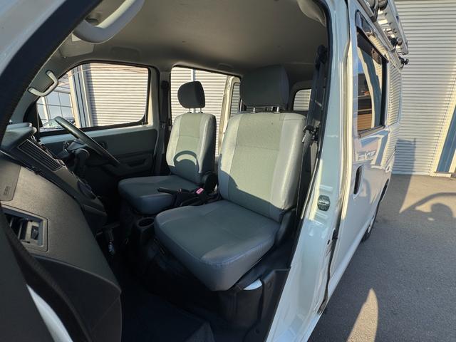 タウンエースバン GL キーレス パワーウィンドウ ポータブルナビ バックカメラ リヤヒーター 社外アルミホイール ルーフキャリア(30枚目)