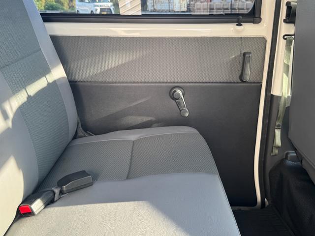 タウンエースバン GL キーレス パワーウィンドウ ポータブルナビ バックカメラ リヤヒーター 社外アルミホイール ルーフキャリア(37枚目)