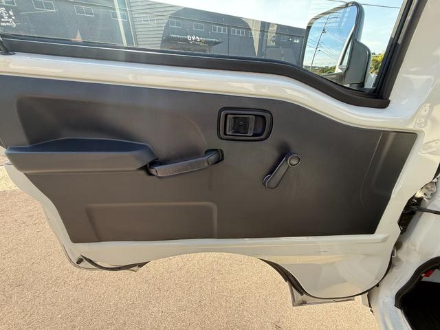 ハイゼットトラック スマートアシスト 社外LEDヘッドライト LEDフォグランプ エアバック ラジオ 三方開 テールゲートチェーン(27枚目)