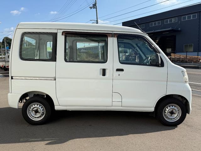 ハイゼットカーゴ スペシャル ハイルーフ 社外ナビ TV ドライブレコーダー パワステ 集中ドアロック(9枚目)