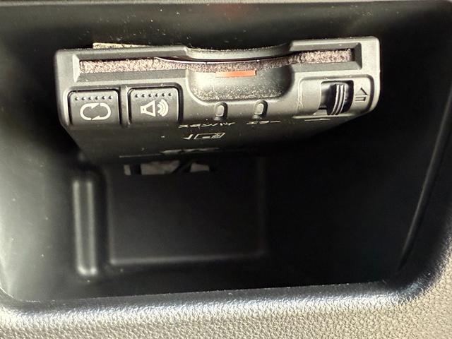 タント カスタムRS SA 純正ナビ フルセグ バックカメラ 後席モニター ETC 両側パワースライドドア オートライト LEDヘッドライト 衝突軽減ブレーキ 純正15インチアルミホイール(20枚目)