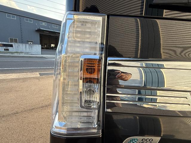 タント カスタムRS SA 純正ナビ フルセグ バックカメラ 後席モニター ETC 両側パワースライドドア オートライト LEDヘッドライト 衝突軽減ブレーキ 純正15インチアルミホイール(48枚目)