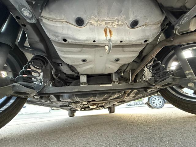 タント カスタムRS SA 純正ナビ フルセグ バックカメラ 後席モニター ETC 両側パワースライドドア オートライト LEDヘッドライト 衝突軽減ブレーキ 純正15インチアルミホイール(56枚目)