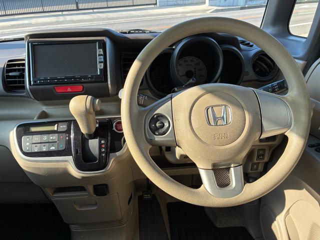 Ｎ－ＢＯＸ Ｇ・Ｌパッケージ　純正ナビ　フルセグＴＶ　バックカメラ　Ｂｌｕｅｔｏｏｔｈ　片側パワースライドドア　プッシュスタート　ＥＴＣ　ドラレコ　オートエアコン　マット（4枚目）