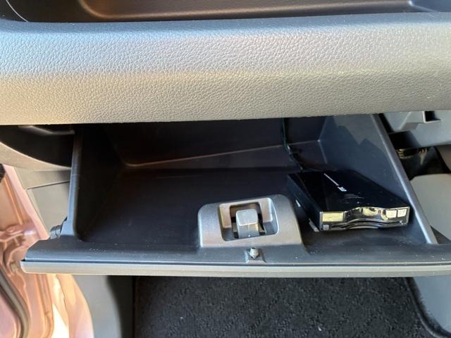 ワゴンＲ ＦＡ　ＣＤ・ラジオ　ＥＴＣ　キーレス　電動格納ミラー　マット　バイザー（32枚目）