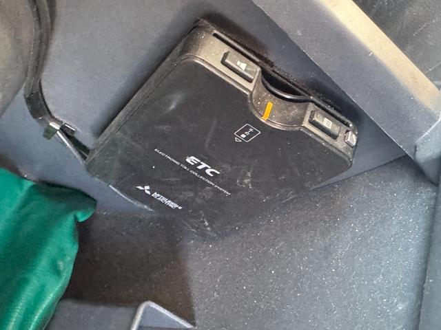 ハイゼットトラック ジャンボ 社外ナビ ワンセグTV 4WD ETC ミラー型ドラレコ キーレス マット バイザー 荷台マット ゲートプロテクター エアコン パワステ(27枚目)