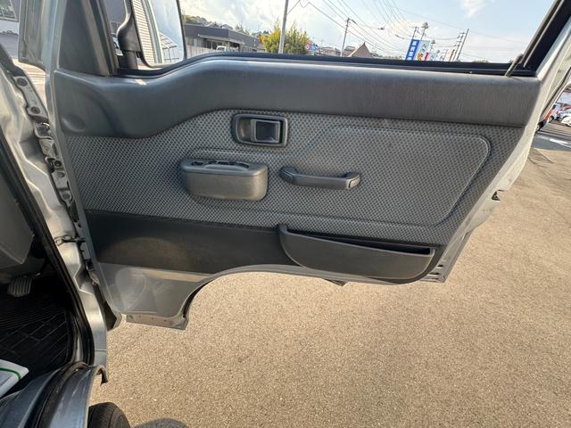 ハイゼットトラック ジャンボ 社外ナビ ワンセグTV 4WD ETC ミラー型ドラレコ キーレス マット バイザー 荷台マット ゲートプロテクター エアコン パワステ(30枚目)