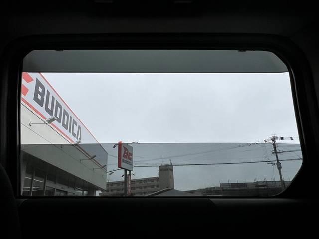 クロスロード ２０Ｘｉ　ＨＩＤ　全ドアオートＰ／Ｗ　ＥＴＣ　電格ミラー　フォグライト　リヤワイパー　スペアキー　チルトステアリング　ミラーウインカー　プライバシーガラス　３列シート　ドリンクホルダー　マット　バイザー　シガー（36枚目）