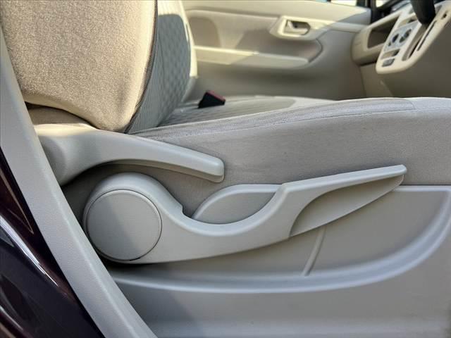 ムーヴ Ｌ　ＳＡＩＩ　車検整備付　スマアシ２　電格　シートリフター　チルトステア　リアワイパー　ＡＣソケット　前席バニティーミラー　レベライザー　カップホルダー　プライバシーガラス　ベンチシート　マット　ドアバイザー（5枚目）