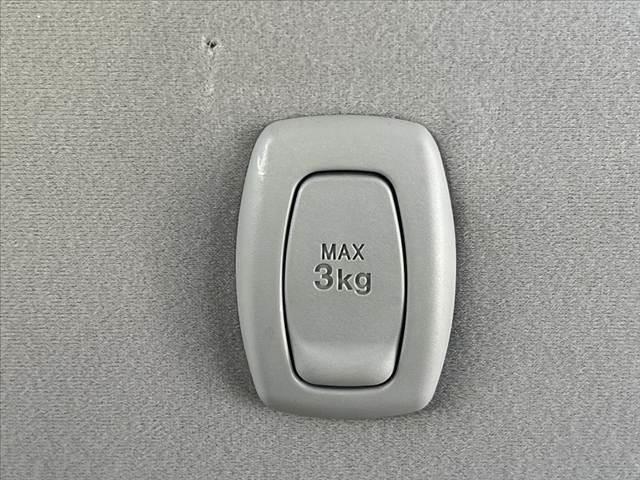 ムーヴ Ｌ　ＳＡＩＩ　車検整備付　スマアシ２　電格　シートリフター　チルトステア　リアワイパー　ＡＣソケット　前席バニティーミラー　レベライザー　カップホルダー　プライバシーガラス　ベンチシート　マット　ドアバイザー（27枚目）