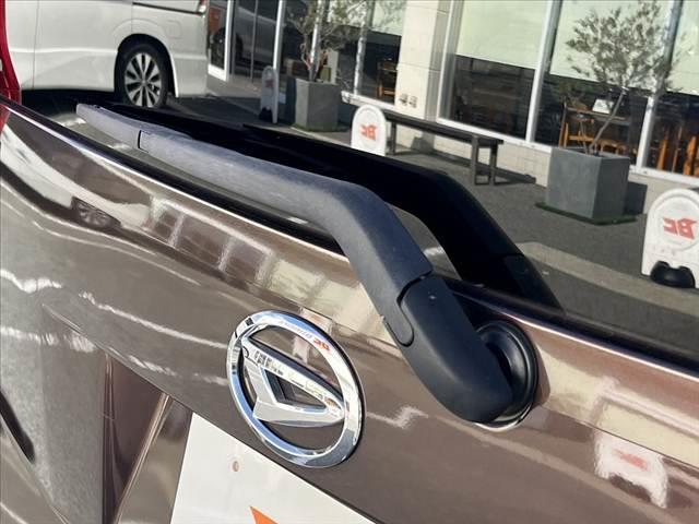 ムーヴ Ｌ　ＳＡＩＩ　車検整備付　スマアシ２　電格　シートリフター　チルトステア　リアワイパー　ＡＣソケット　前席バニティーミラー　レベライザー　カップホルダー　プライバシーガラス　ベンチシート　マット　ドアバイザー（33枚目）