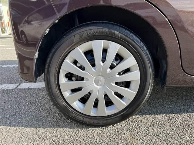 ムーヴ Ｌ　ＳＡＩＩ　車検整備付　スマアシ２　電格　シートリフター　チルトステア　リアワイパー　ＡＣソケット　前席バニティーミラー　レベライザー　カップホルダー　プライバシーガラス　ベンチシート　マット　ドアバイザー（43枚目）