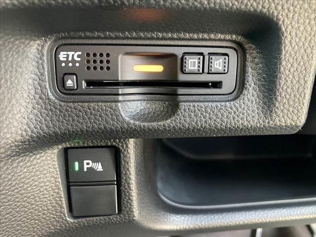 Ｎ－ＢＯＸカスタム Ｇ・Ｌターボホンダセンシング　中期　純正ＳＤナビ　フルセグ　ＢＴ　ＤＶＤ　両側パワスラ　Ｂカメラ　ＥＴＣ　スマートキーＸ２　ステリモ　クルコン　ＬＥＤヘッド　Ａハイビーム　Ａストップ　電格　ＵＳＢポートＸ２　クリソナ（24枚目）