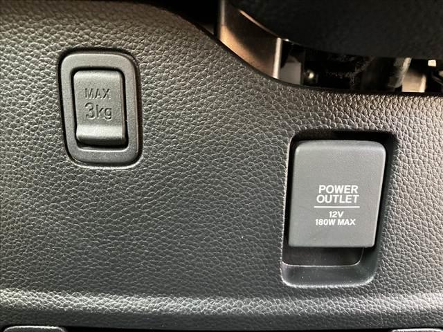 Ｎ－ＢＯＸカスタム Ｇ・Ｌターボホンダセンシング　中期　純正ＳＤナビ　フルセグ　ＢＴ　ＤＶＤ　両側パワスラ　Ｂカメラ　ＥＴＣ　スマートキーＸ２　ステリモ　クルコン　ＬＥＤヘッド　Ａハイビーム　Ａストップ　電格　ＵＳＢポートＸ２　クリソナ（30枚目）