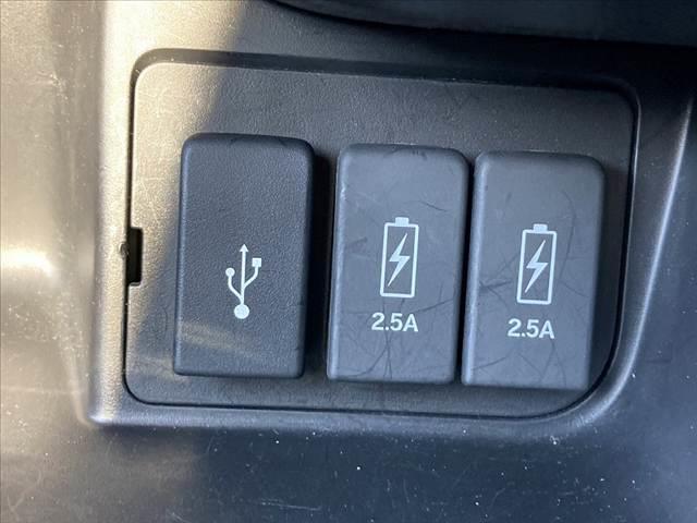 Ｎ－ＢＯＸカスタム Ｇ・Ｌターボホンダセンシング　中期　純正ＳＤナビ　フルセグ　ＢＴ　ＤＶＤ　両側パワスラ　Ｂカメラ　ＥＴＣ　スマートキーＸ２　ステリモ　クルコン　ＬＥＤヘッド　Ａハイビーム　Ａストップ　電格　ＵＳＢポートＸ２　クリソナ（33枚目）