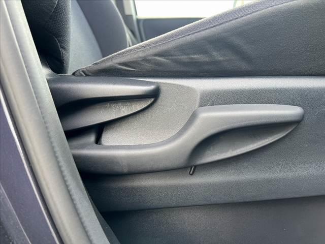 ヴォクシー Ｘ　社外ＳＤナビ　フルセグ　ＤＶＤ　ブルートゥース　Ｂカメラ　電動スライド　リモコンキー　電動格納ミラー　Ａライト　Ａストップ　シートリフター　ステリモ　Ｒシェード　Ｐガラス　ＨＤＭＩ　バニティーミラー（7枚目）