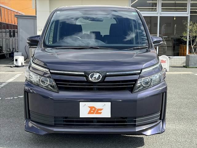 ヴォクシー Ｘ　社外ＳＤナビ　フルセグ　ＤＶＤ　ブルートゥース　Ｂカメラ　電動スライド　リモコンキー　電動格納ミラー　Ａライト　Ａストップ　シートリフター　ステリモ　Ｒシェード　Ｐガラス　ＨＤＭＩ　バニティーミラー（9枚目）