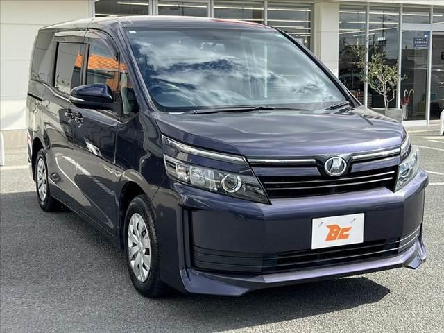 ヴォクシー Ｘ　社外ＳＤナビ　フルセグ　ＤＶＤ　ブルートゥース　Ｂカメラ　電動スライド　リモコンキー　電動格納ミラー　Ａライト　Ａストップ　シートリフター　ステリモ　Ｒシェード　Ｐガラス　ＨＤＭＩ　バニティーミラー（10枚目）