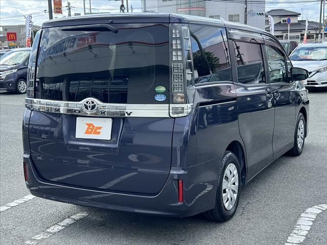 ヴォクシー Ｘ　社外ＳＤナビ　フルセグ　ＤＶＤ　ブルートゥース　Ｂカメラ　電動スライド　リモコンキー　電動格納ミラー　Ａライト　Ａストップ　シートリフター　ステリモ　Ｒシェード　Ｐガラス　ＨＤＭＩ　バニティーミラー（13枚目）