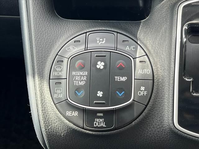 ヴォクシー Ｘ　社外ＳＤナビ　フルセグ　ＤＶＤ　ブルートゥース　Ｂカメラ　電動スライド　リモコンキー　電動格納ミラー　Ａライト　Ａストップ　シートリフター　ステリモ　Ｒシェード　Ｐガラス　ＨＤＭＩ　バニティーミラー（31枚目）