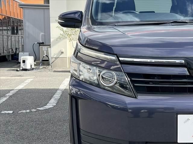 ヴォクシー Ｘ　社外ＳＤナビ　フルセグ　ＤＶＤ　ブルートゥース　Ｂカメラ　電動スライド　リモコンキー　電動格納ミラー　Ａライト　Ａストップ　シートリフター　ステリモ　Ｒシェード　Ｐガラス　ＨＤＭＩ　バニティーミラー（41枚目）