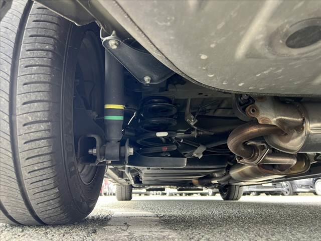 ヴォクシー Ｘ　社外ＳＤナビ　フルセグ　ＤＶＤ　ブルートゥース　Ｂカメラ　電動スライド　リモコンキー　電動格納ミラー　Ａライト　Ａストップ　シートリフター　ステリモ　Ｒシェード　Ｐガラス　ＨＤＭＩ　バニティーミラー（53枚目）