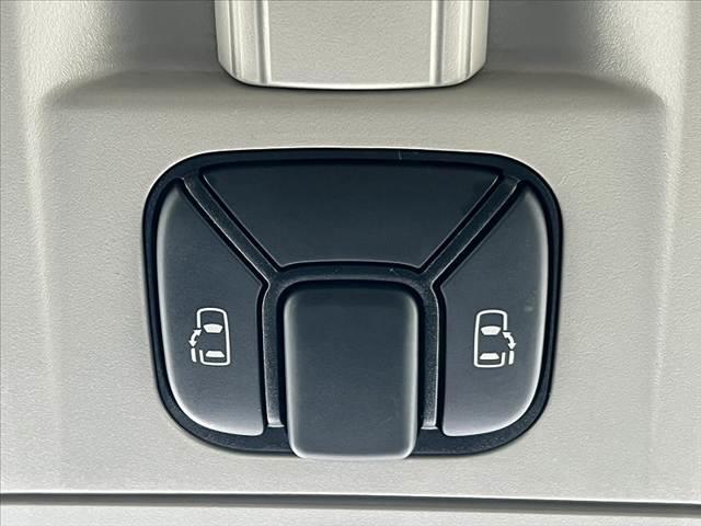 ヴェルファイア 2.4Z 後期 9型ナビ フルセグ BT DVD 両電スラ ETC ステリモ HID Pスタート スマートキーX2 シートリフター チルトテレスコ 電格 Aライト フォグ Pガラス ソナー マット バイザー(6枚目)