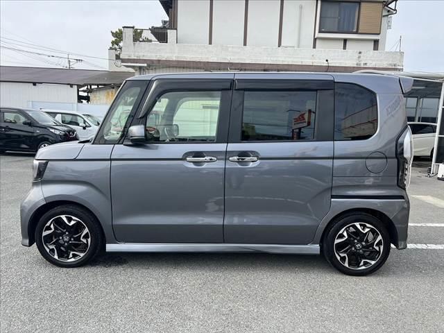 ガラスコーティングなども行っております。プロの業者による、施工ですのでご安心してお頼みください。